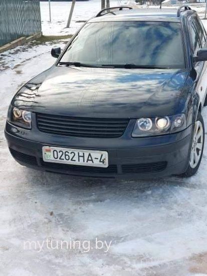 Передние фары VW Passat B5 angel eyes black