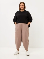 Брюки бананы трикотажные с декоративными швами