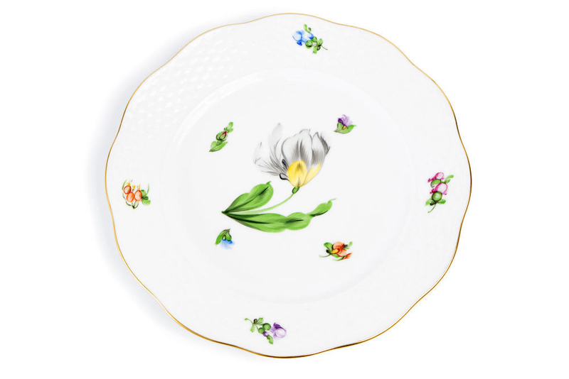 Тарелка с изображением белого тюльпана