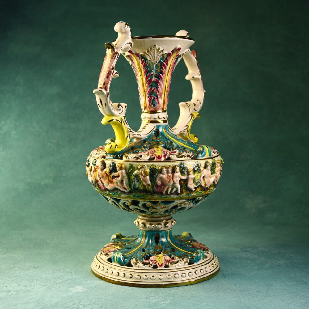 Итальянская ваза