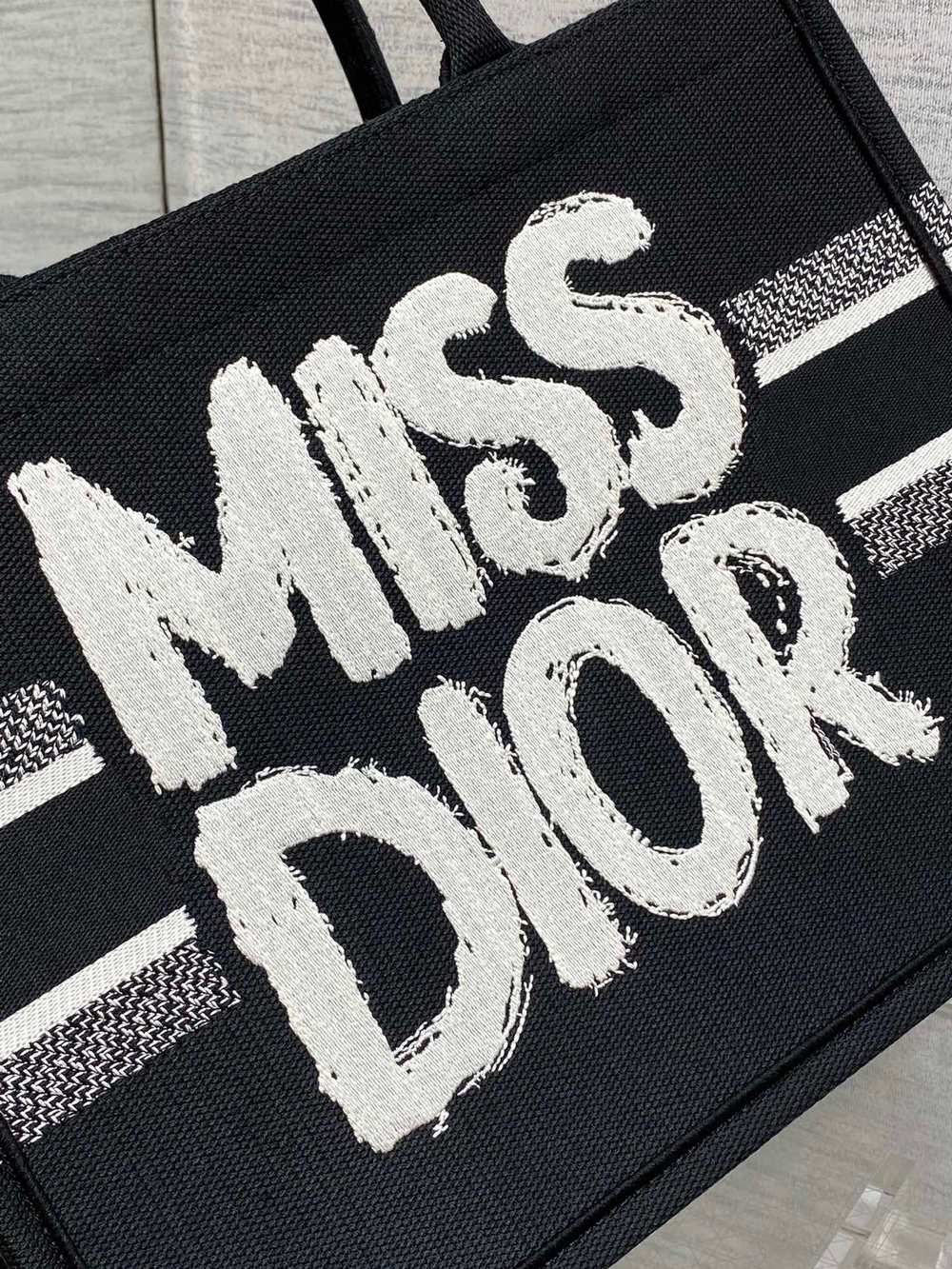 Christian Dior Book Tote 36 cm