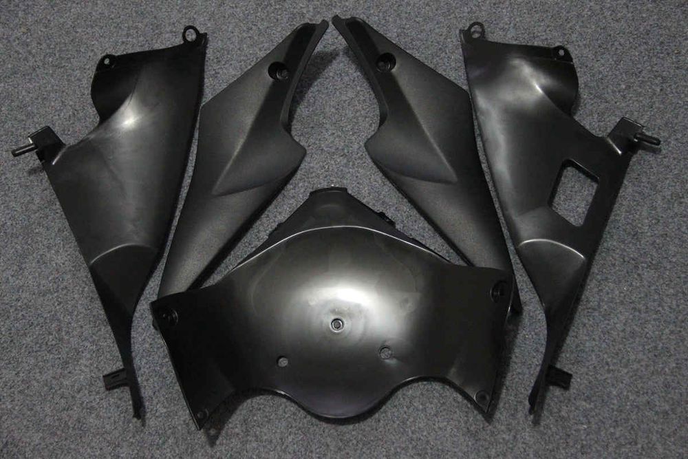 Комплект пластика для мотоцикла Suzuki GSX-R600/750 06-07 Черный с Золотыми наклейками