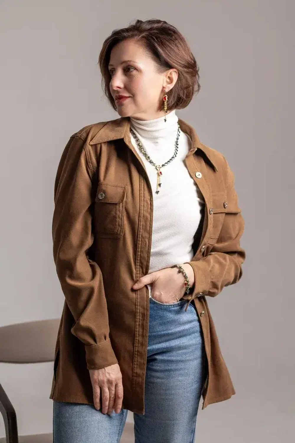 Колье "Амора" из гематита с красным цирконом, оттенок золото