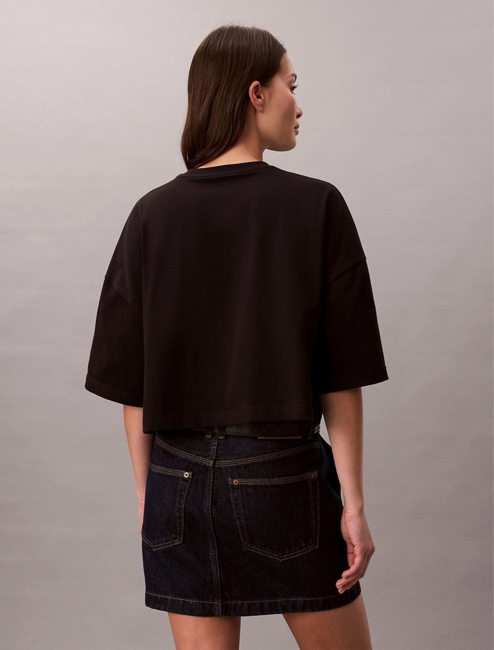 Футболка Calvin Klein Monologo Cropped Boxy Fit Black
