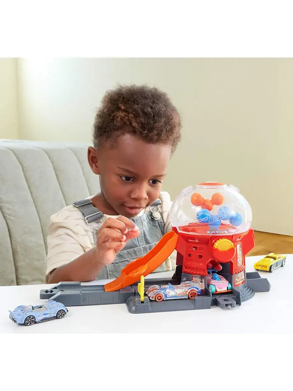 Автотрек Хот Вилс Магазин жевательной резинки JBM62