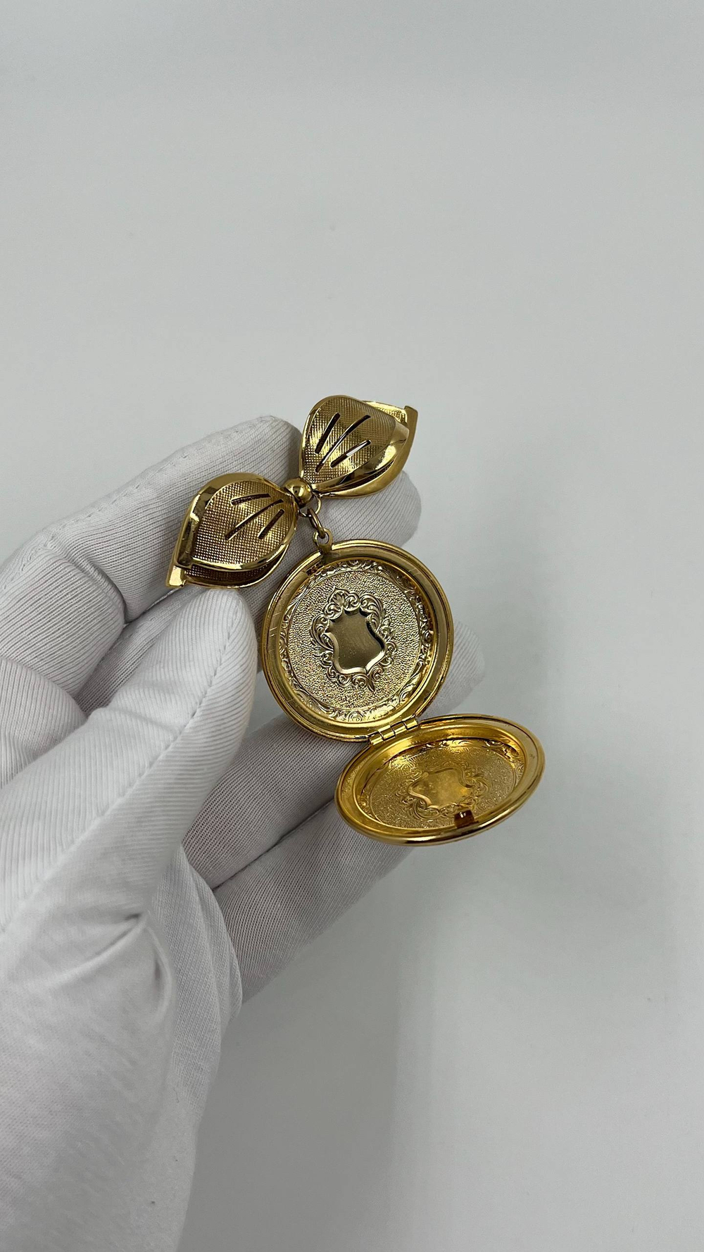 Брошь локет