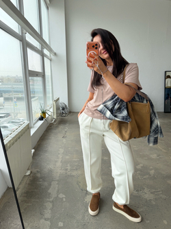 Джоггеры молочные