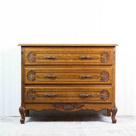 Комод в стиле Рококо