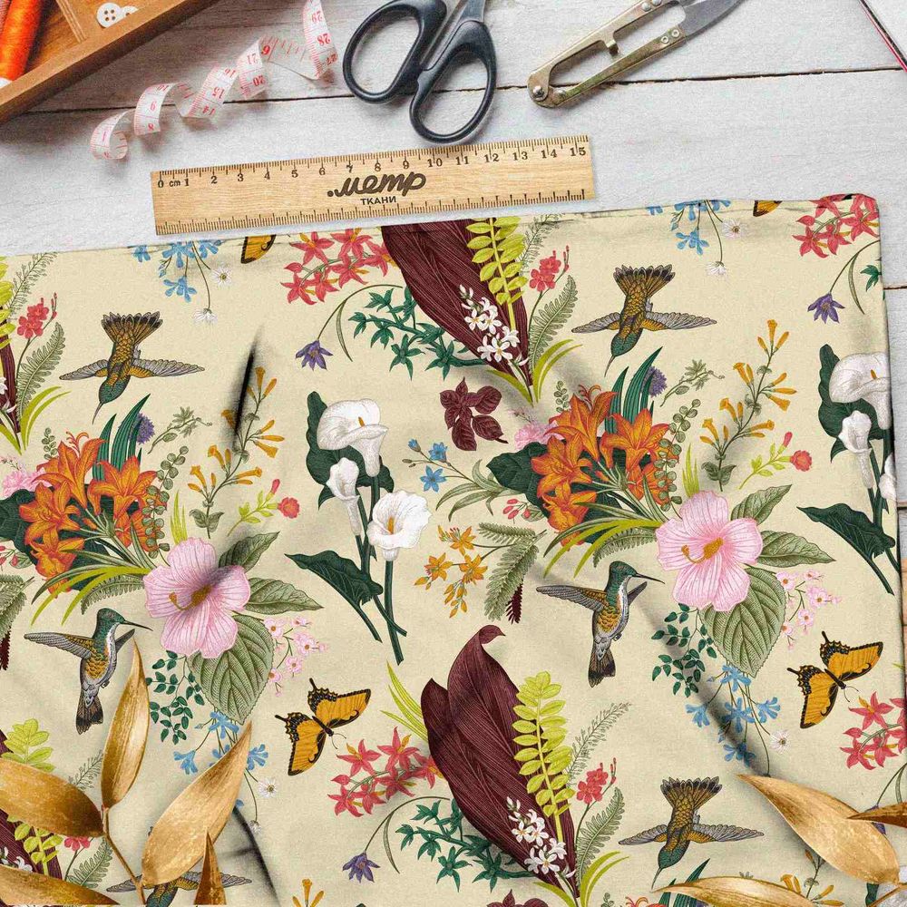 Ткань атлас колибри в цветах