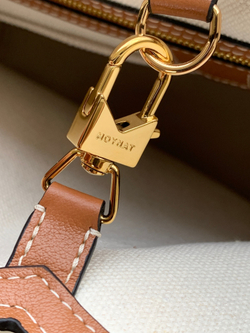 Moynat M Tote GM