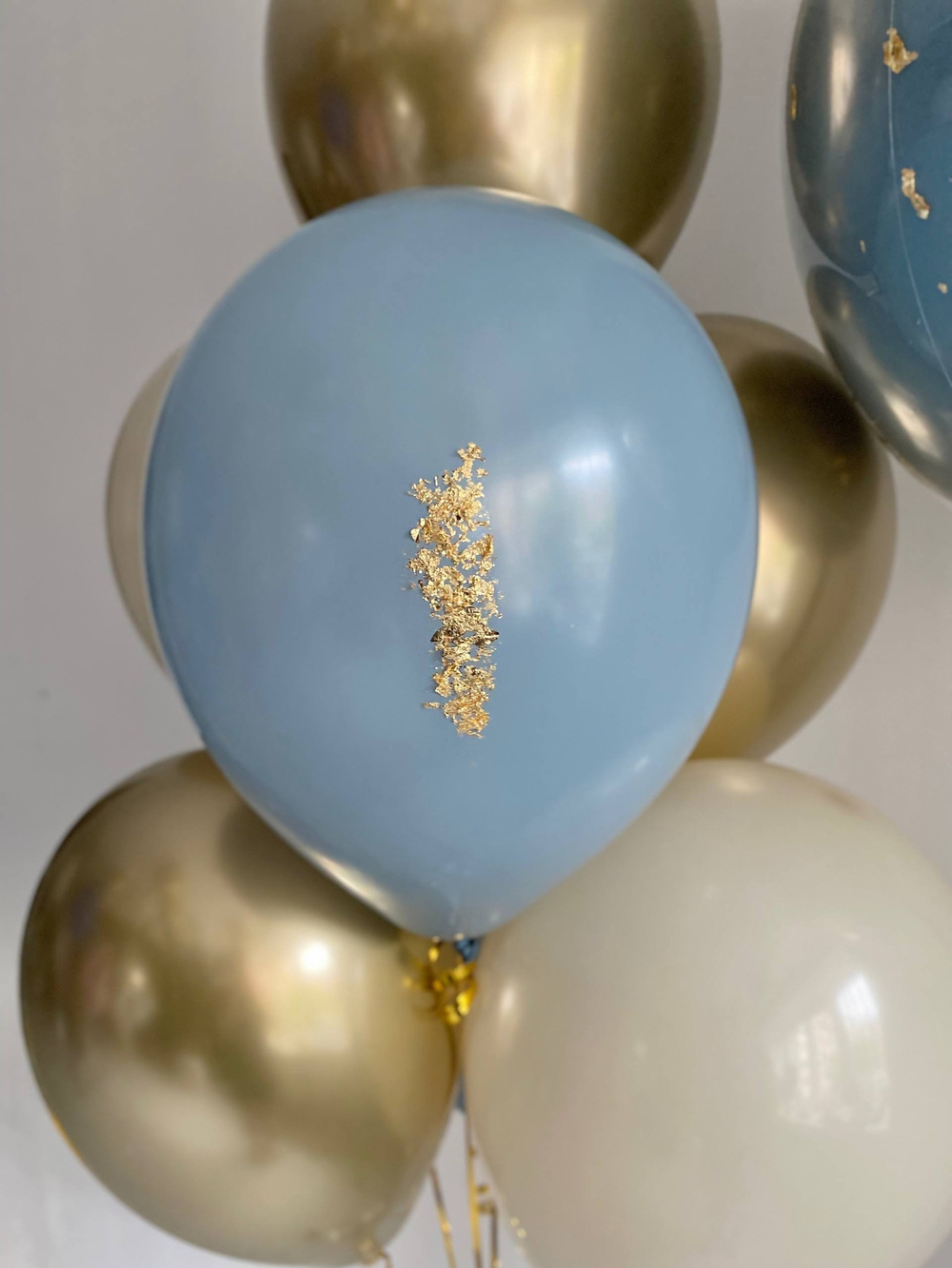 Воздушные шары на Юбилей псок/золото/пыльно-голубой №3531