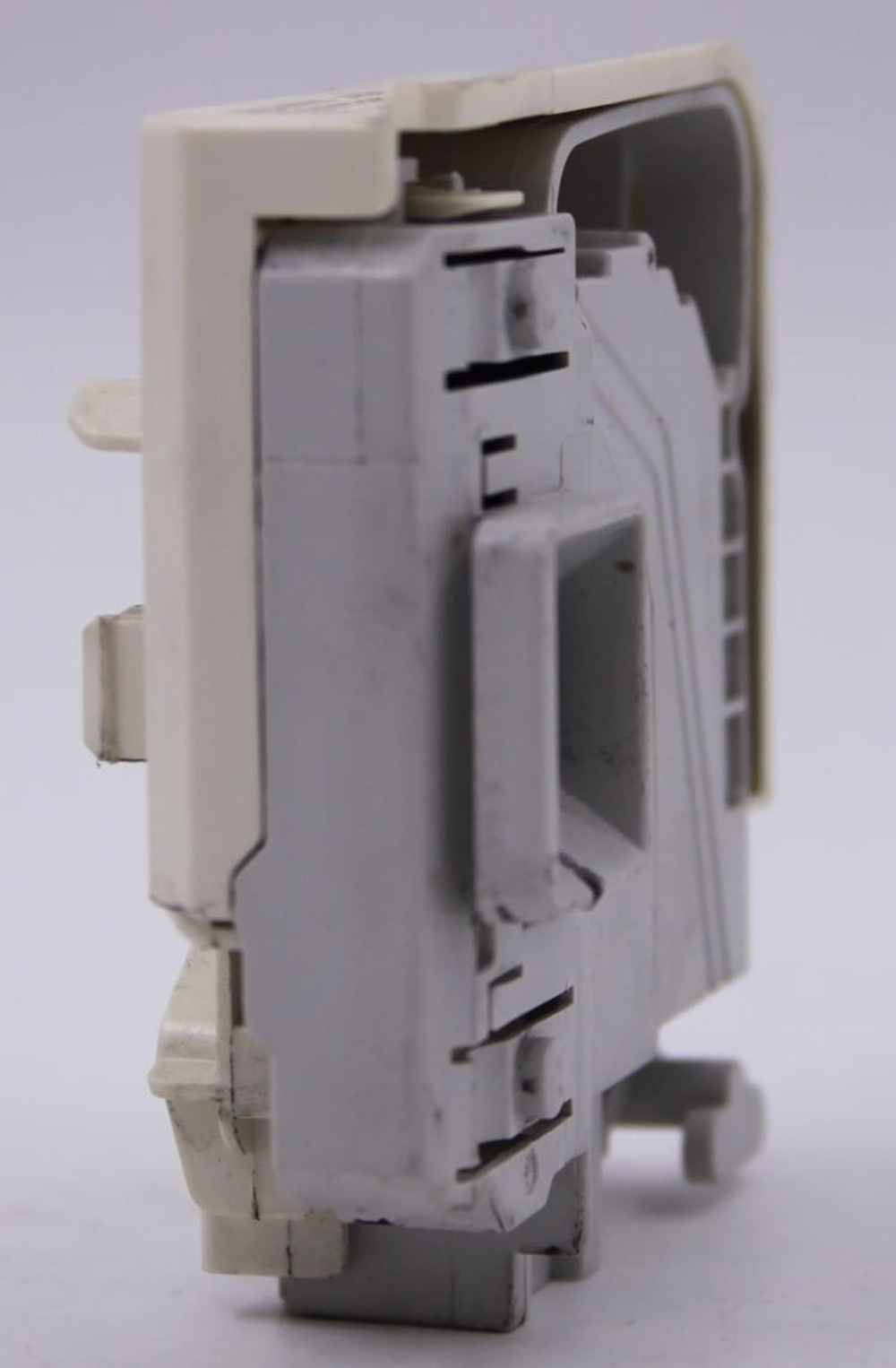 Устройство блокировки люка (УБЛ) EG-380710 Mat.9000 735 664 стиральной машины Bosch, Siemens