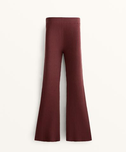 OYSHO Расклешенные трикотажные брюки в рубчик, лиловый меланж