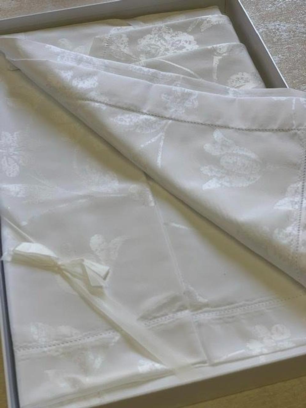 Скатерть 170х220 и 8 салфеток Gamba 9205 Bianco белая