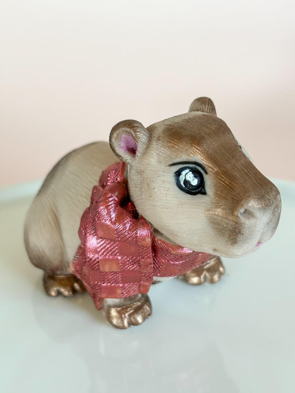 Фигурка из шок. глазури "Капибара"