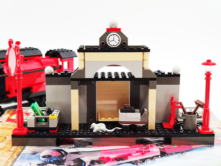 Конструктор LEGO 4708 Хогвартс Экспресс (б/у)