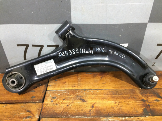 Рычаг передний правый Nissan Tiida 1 (C11) 04-13 Новый Оригинал 54500ED50A