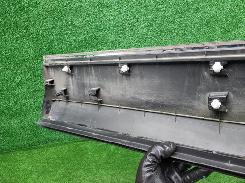 Накладка двери передняя левая VW Tiguan 2 (16-нв)