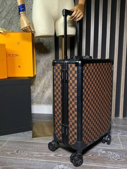 Чемодан Louis Vuitton