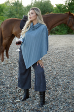 Пончо Арина (серое) Б11009 LT Collection