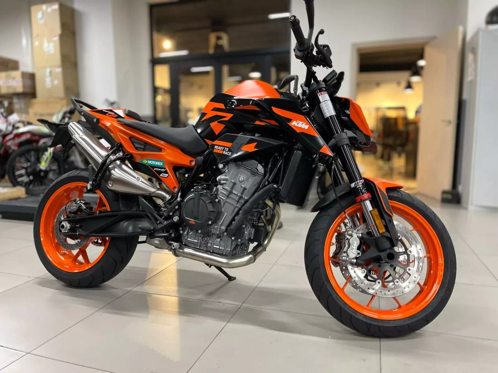 KTM 890 DUKE GP, 2022