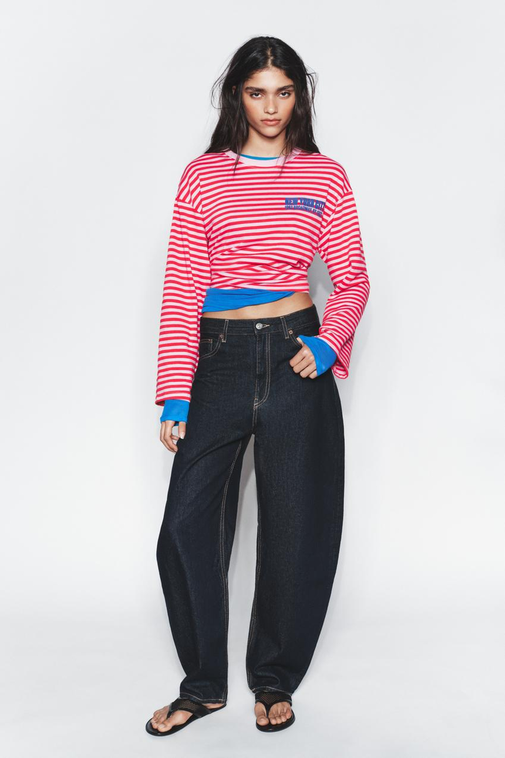 ZARA ФУТБОЛКА В ПОЛОСКУ С НАДПИСЬЮ, РОЗОВЫЙ