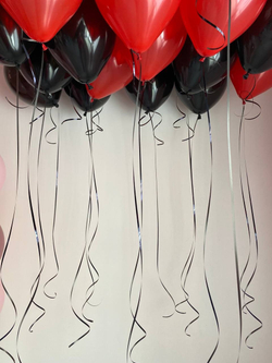 Черные и красные воздушные шары под потолок №2614