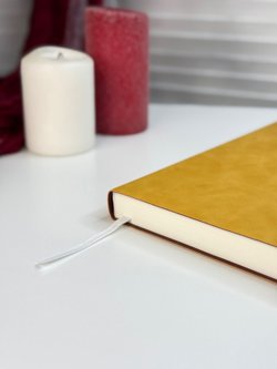 Блокнот А4 200л. (400страниц) без разлиновки Желтый (К44-539A)