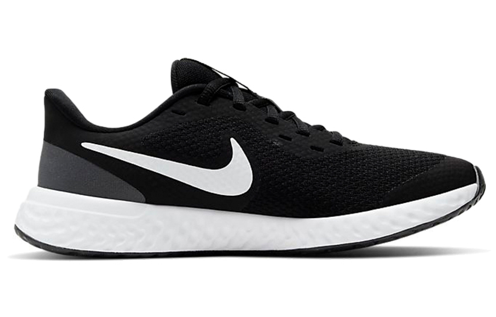 Кроссовки Nike Revolution 5 GS (Подростковая размерная сетка)