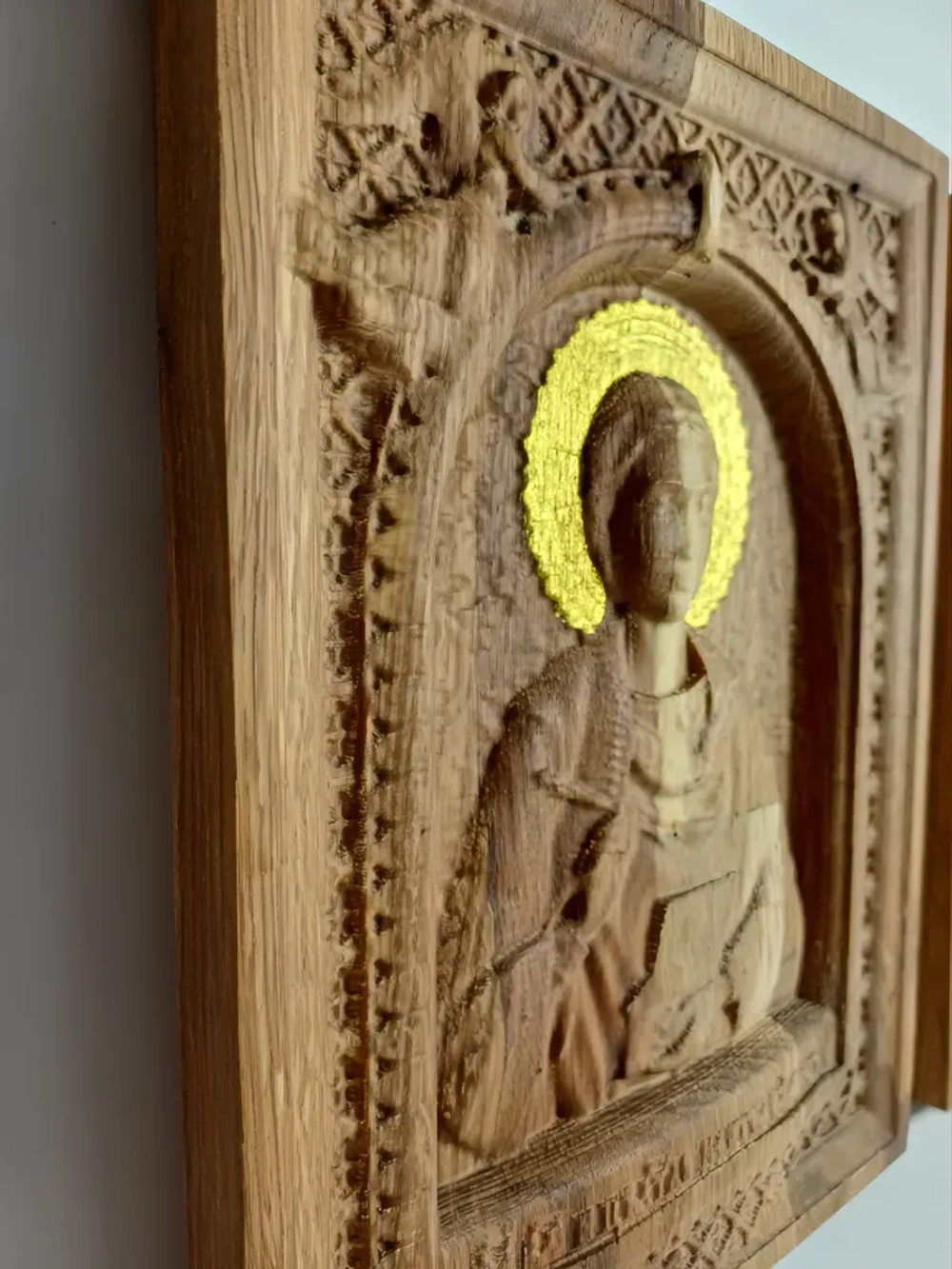 Освященная Икона Пантелеймона Целителя 23.5х18 см из дуба