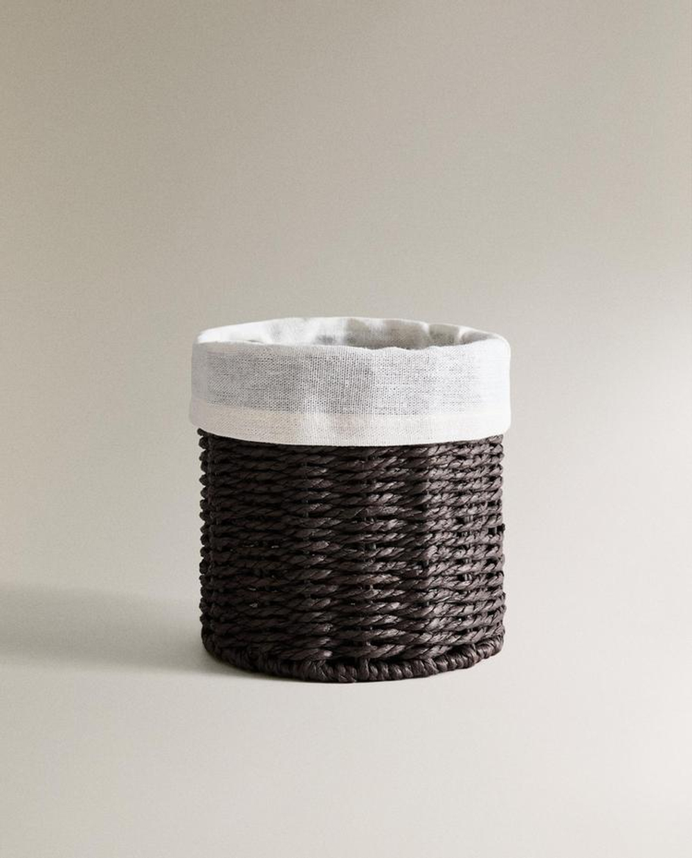 ZARA HOME КРУГЛАЯ КОРЗИНА С ПОДКЛАДКОЙ ИЗО ЛЬНА, КОРИЧНЕВЫЙ