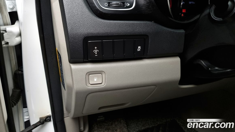 Kia The New Carnival (Sedona) 9-и местный Luxury (05.2020)