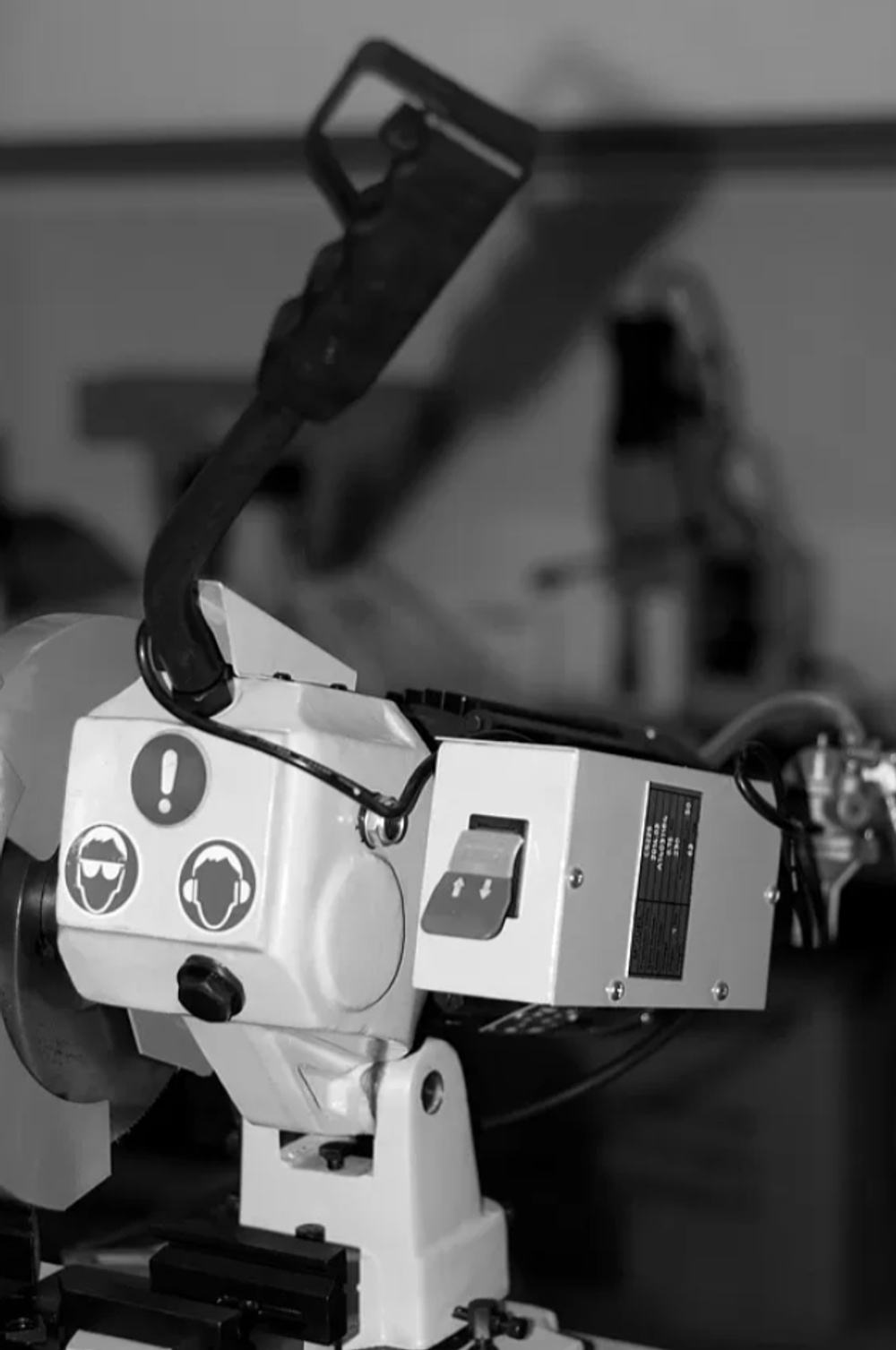 Маятниковая отрезная пила Stalex CS-225