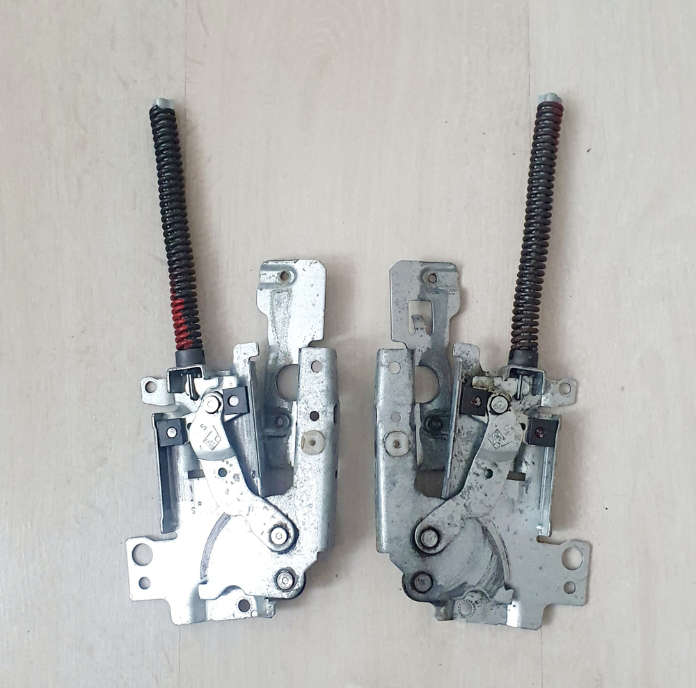 4055301685 петли посудомойки Электролюкс б/у