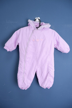 Комбинезон Adams приятного цвета на 9/12 месяцев