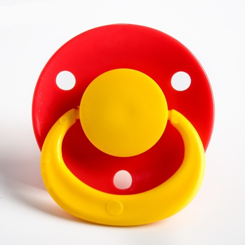 1476701 Соска-пустышка латексная классическая «Ягодка» с кольцом, от 0 мес., цвета МИКС