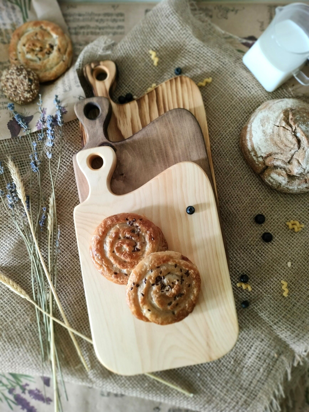 Набор досок разделочных из дерева сервировочных