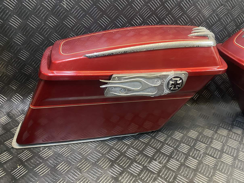Кофры боковые Harley-Davidson Electra Glide FLHTCU 1580 (без ключа)