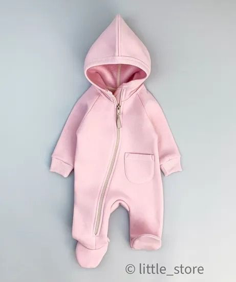 На что обратить внимание при выборе утепленных комбинезонов для малышей