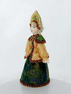 Кукла коллекционная Потешного промысла в Женском традиционном зимнем костюме.