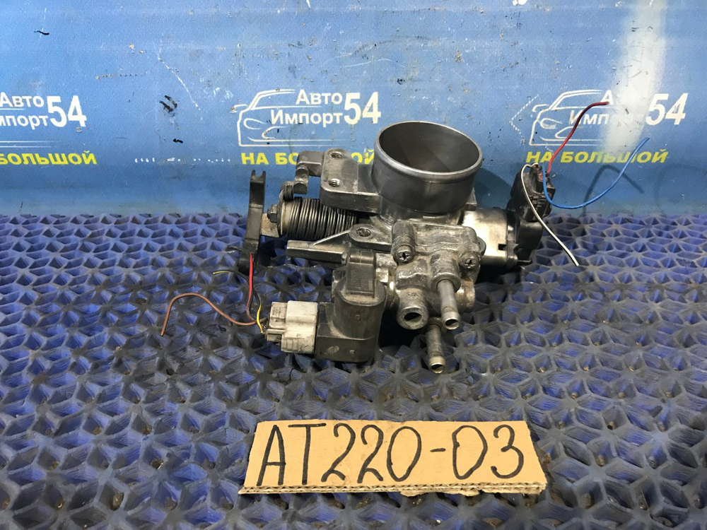 Дроссельная заслонка TOYOTA AVENSIS 1999