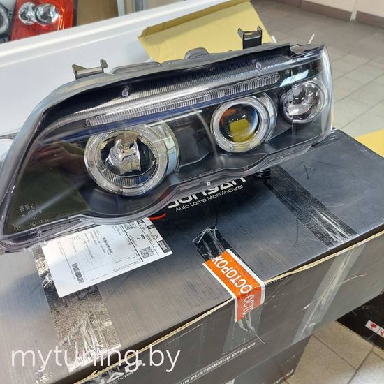 Передние фары ANGEL EYES BLACK для BMW X5 E53