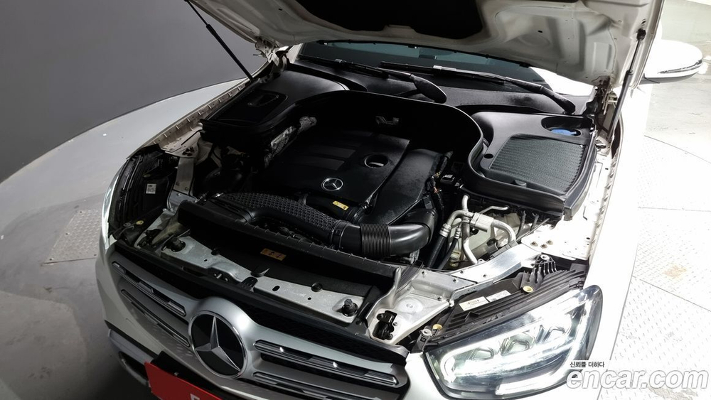 Mercedes-Benz GLC-Class X253 GLC300 4MATIC (03.2020)