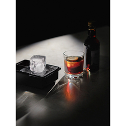 Форма для льда с крышкой Smart Solutions Ice cubes