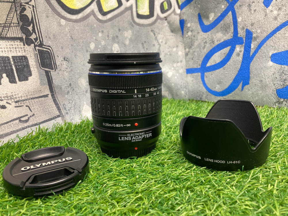 Olympus 14-42mm 1:3.5-5.6 ED