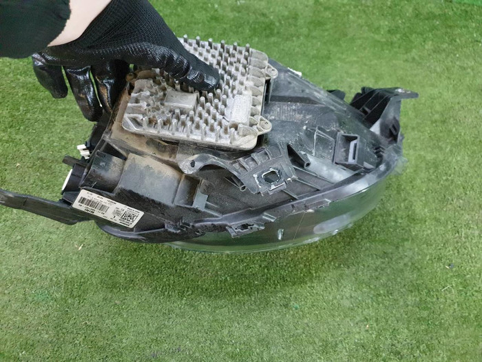 Фара левая Mini Hatch F56 (2018-2021) LED