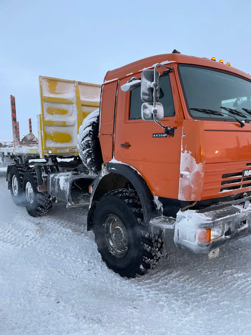 КамАЗ 44108 6x6 Седельный тягач 44108-10 (Дизельный, 10,9 л, 245 л.с., МТ)