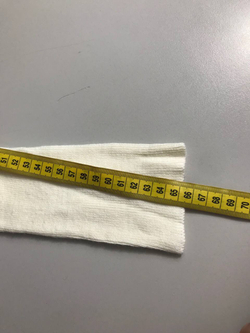 Джемпер с оленями, маркировка М, визуально на 46 размер