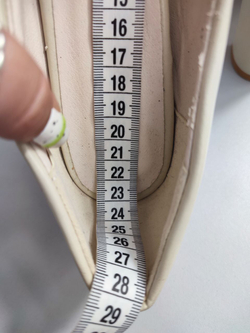 Туфли светлые 37 размер