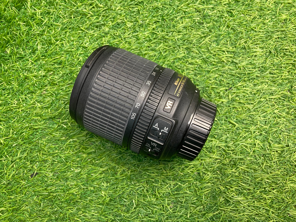 Nikon 18-105mm 3.5-5.6G AF-S ED DX VR Nikkor